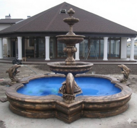 Композиция фонтан "со Львами " бессейн"Европа"